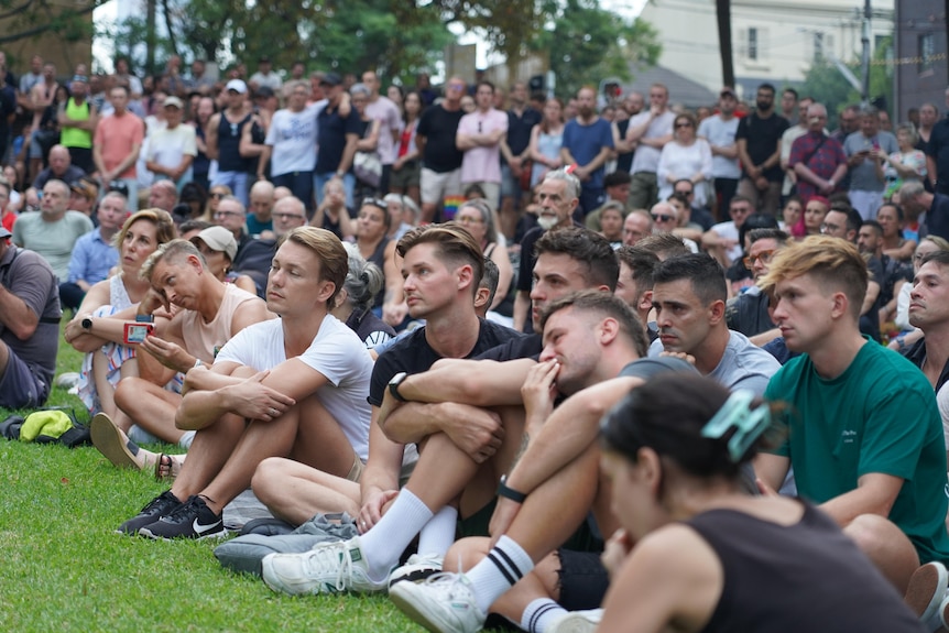 Crowds gather at vigil Darlinghurst for the deaths of jesse baird and luke davies