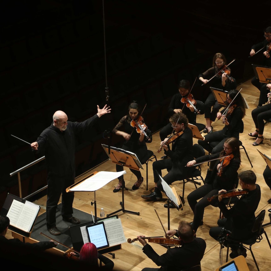 Brett Dean conducts the ANAM Orchestra