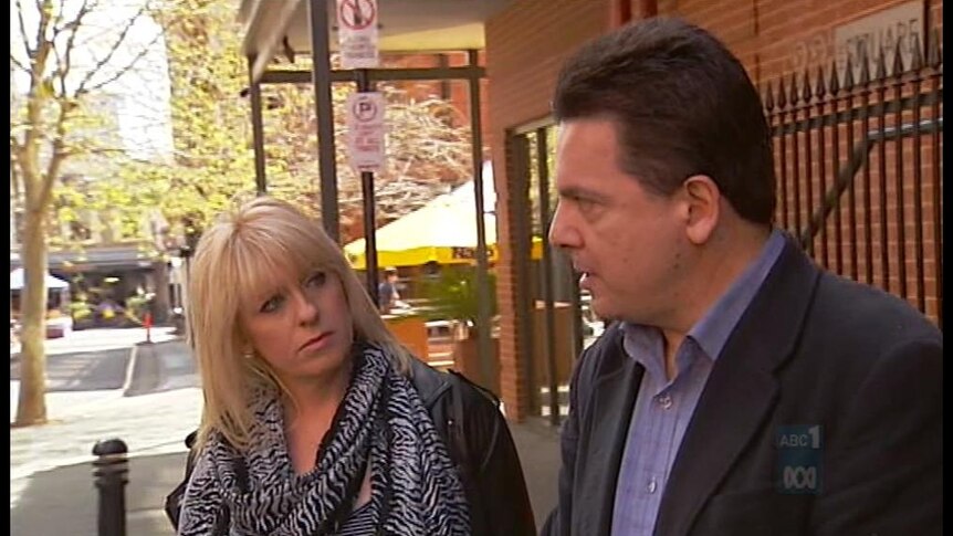 Nick Xenophon joins widow Di Gilcrist in fight for 'justice'