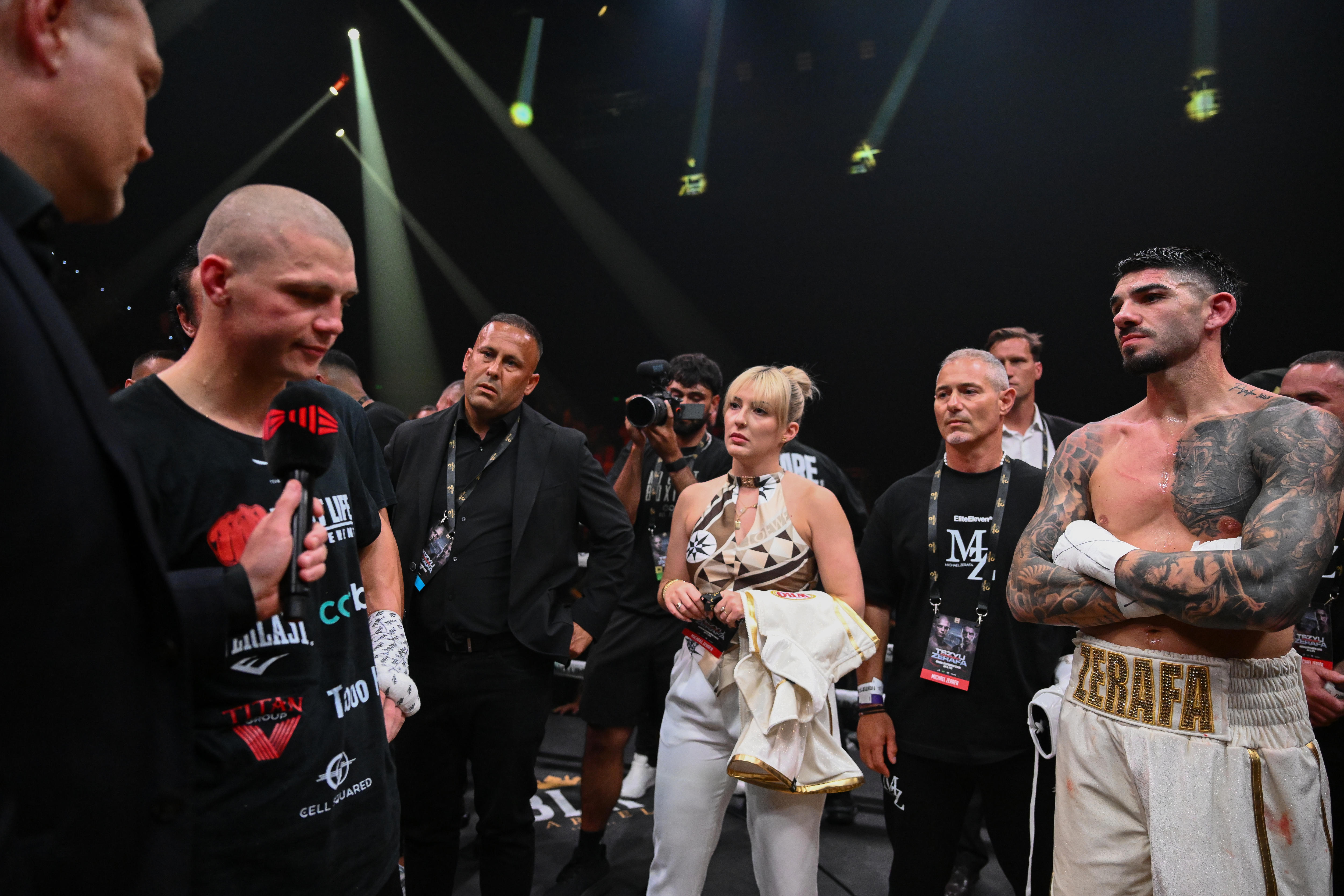 Nikita Tszyu mira a Michael Zerafa