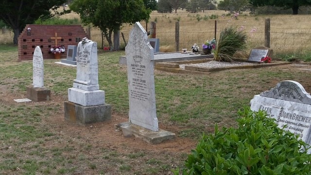 Forest Cemetery near Goulburn