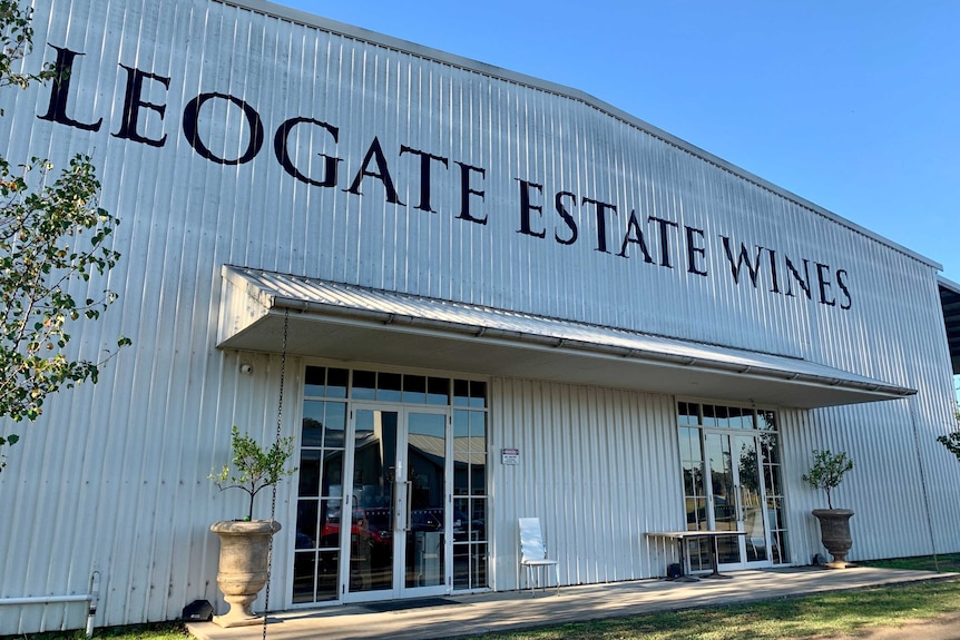 Leogate Estate Wines signage