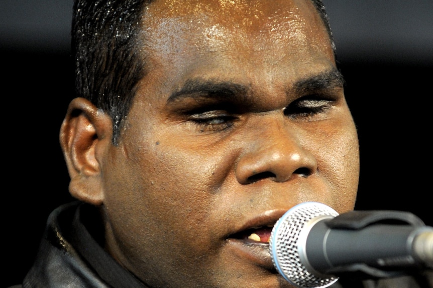 Blind singer Geoffrey Gurrumul Yunupingu
