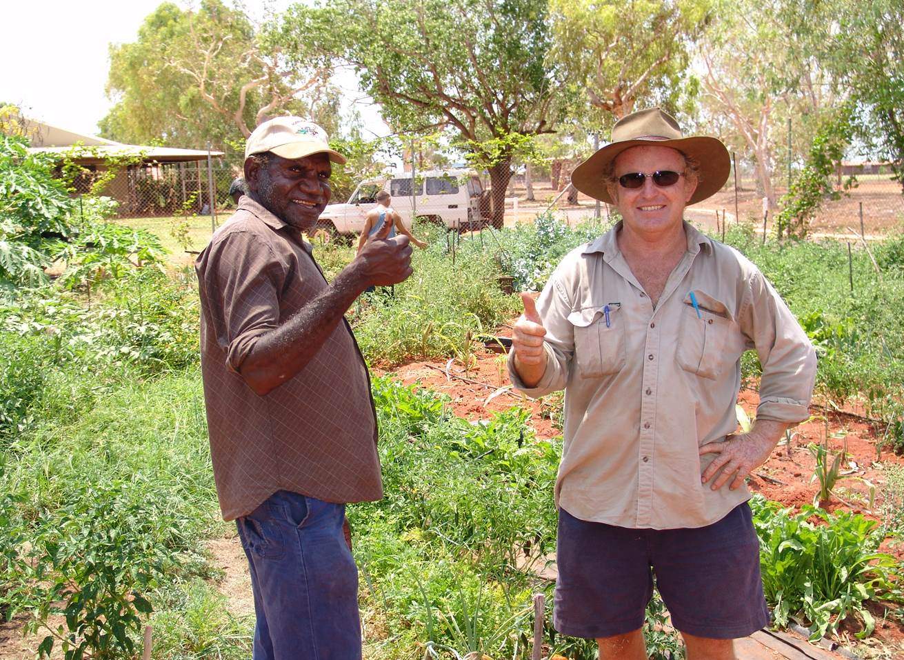WA #39 s odd couple of gardening Kim Courtenay and Merridoo Walbidi sow