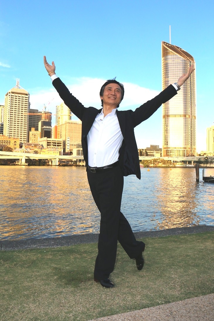 Mao's last dancer Li Cunxin breaks 18-year retirement for Queensland