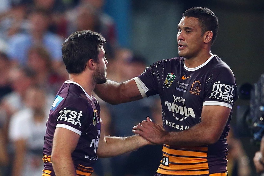 Hodges consoles Hunt after grand final