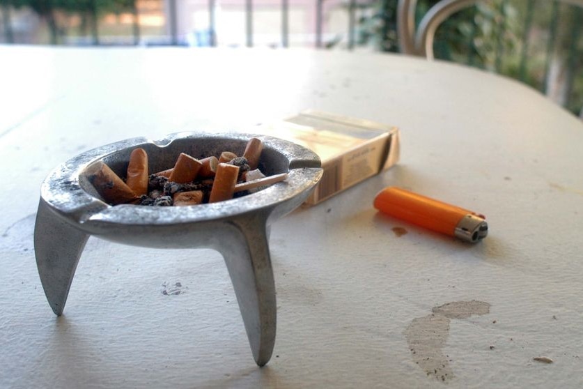An ashtray, cigarettes and a lighter on a table (ABC News)