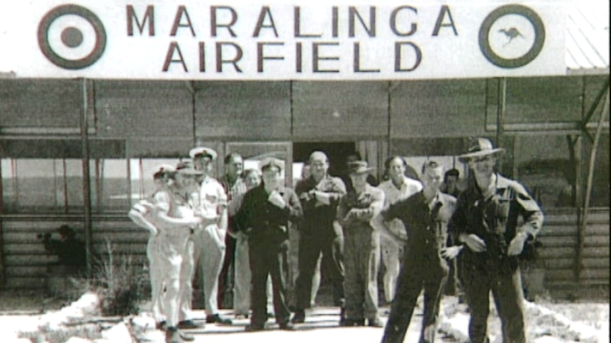 RAAF officers at Maralinga Airfield