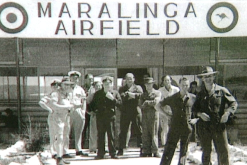 RAAF officers at Maralinga Airfield