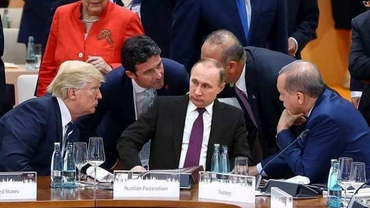 Fake photo of Vladimir Putin at the G20.