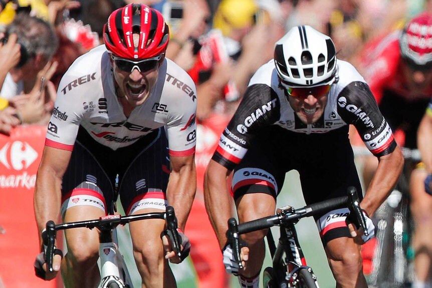 John Degenkolb and Michael Matthews put everything into the final stages of their sprint finish.