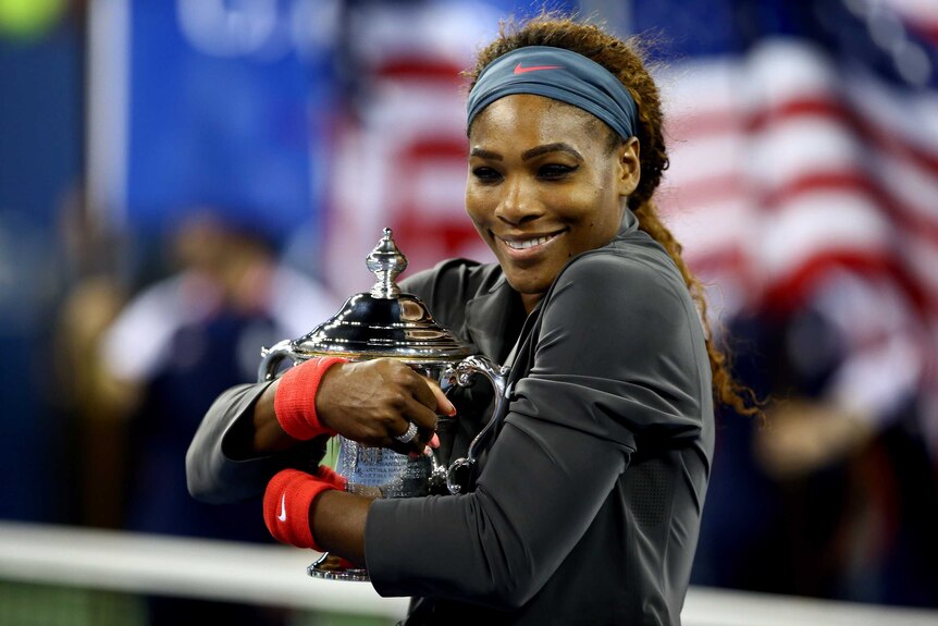 Williams shows off the US Open trophy