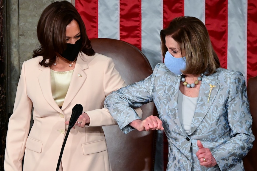  Kamala Harris greets Speaker Nancy Pelosi 