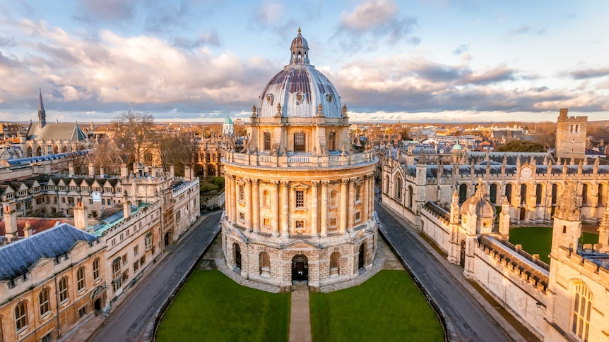 Photo of the Radcliffe Camera library, Oxford university