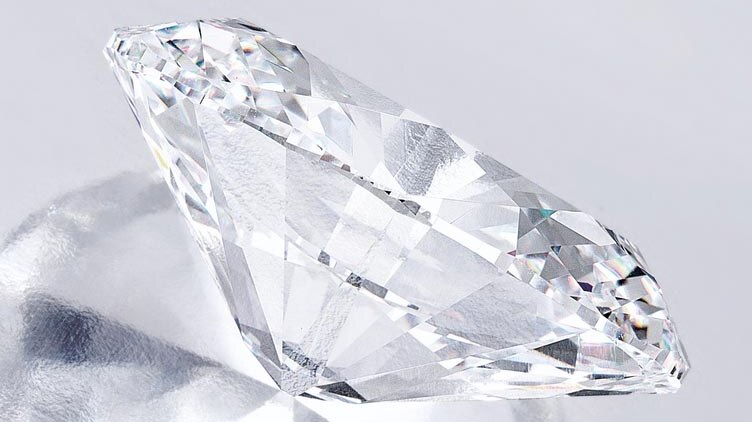 118.28-carat white diamond sells for world record.