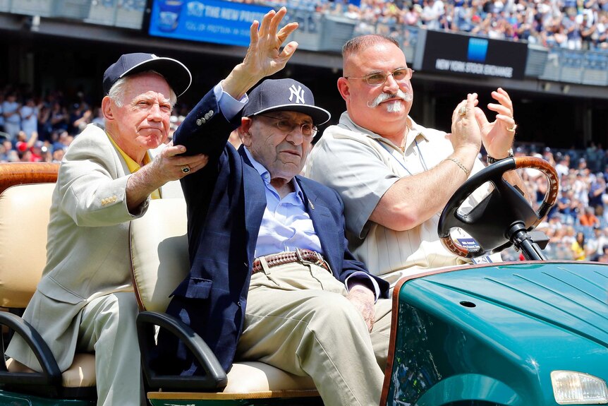 Yogi Berra, New York Yankees legend, dies aged 90 - ABC News