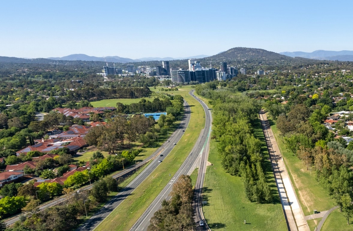 'Bleak motorways' in Canberra's south to gain housing under draft plan