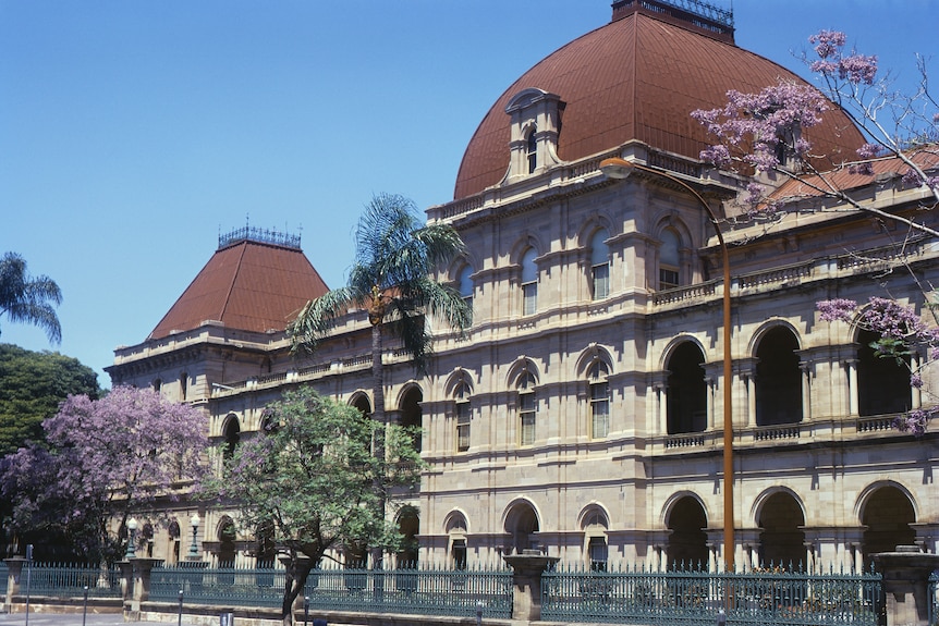 Queensland Parliament House 1972. O'Gorman, Cynthia