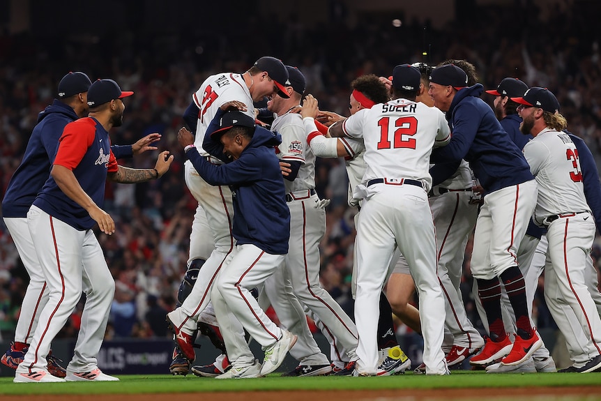 Atlanta Braves advance to the World Series for the first time in 22 years,  will face Houston Astros, National