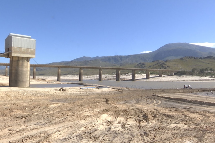 Theewaterskloof Dam outside Cape Town