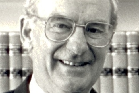 Smiling headshot of Bill Hayden on May 29, 1990.