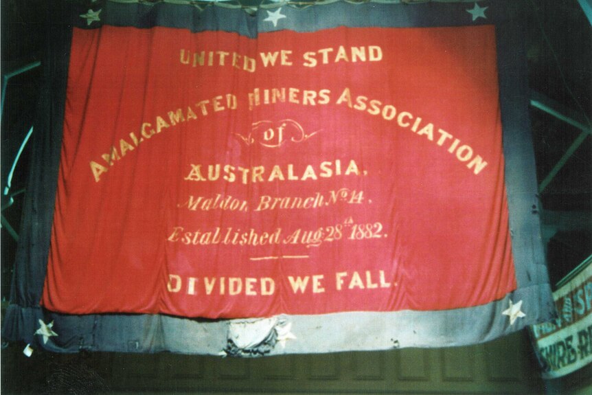 The back side of the Maldon miners banner