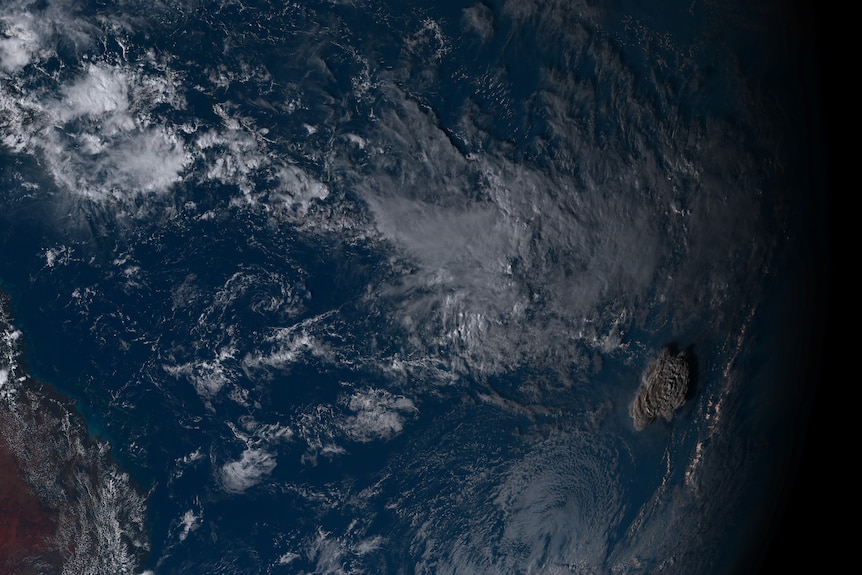 The ash cloud from the Tongan volcano has again grown bigger in this satellite image.