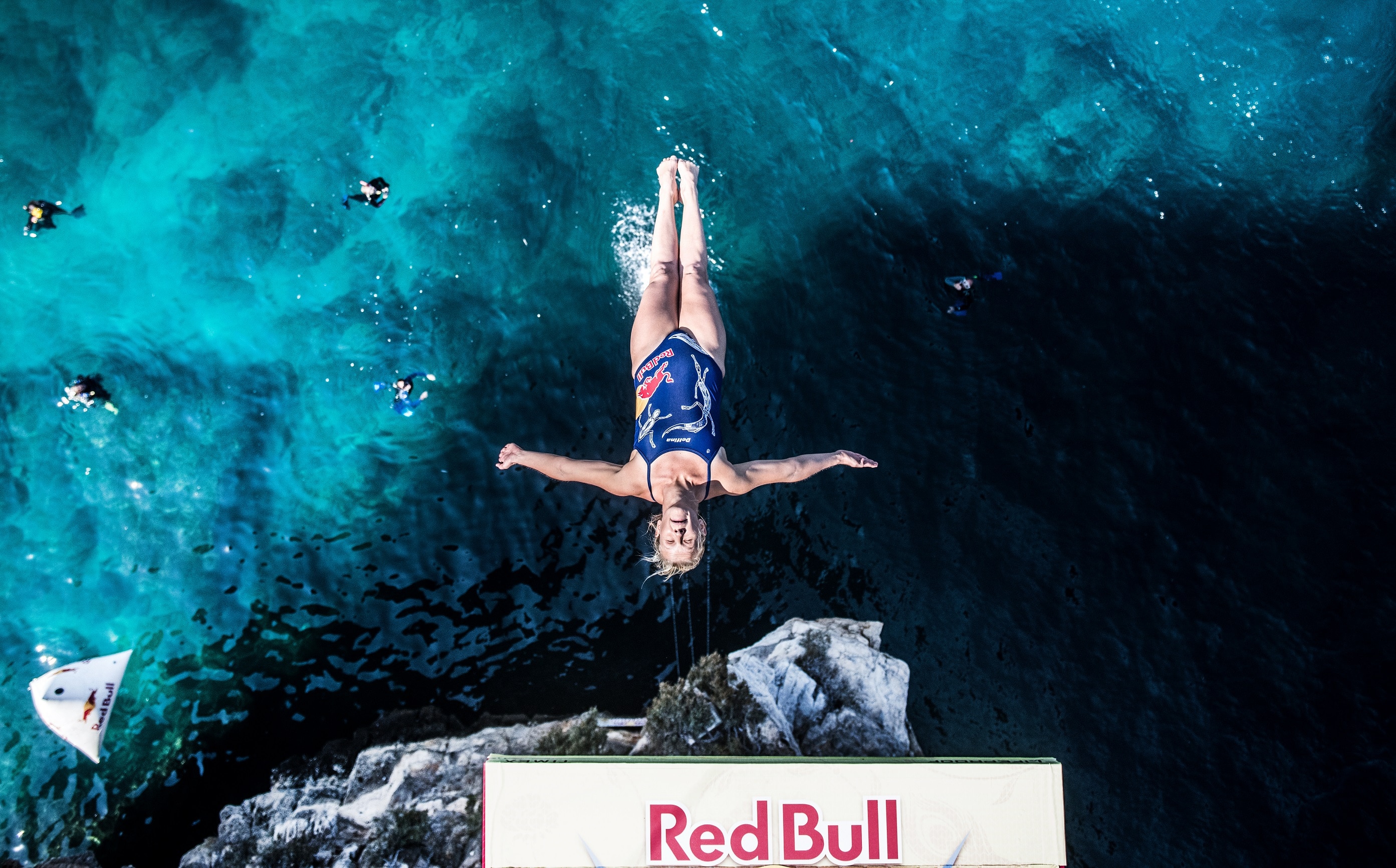 What Does It Feel Like To Dive From 28m? How Cliff Diving Champion ...