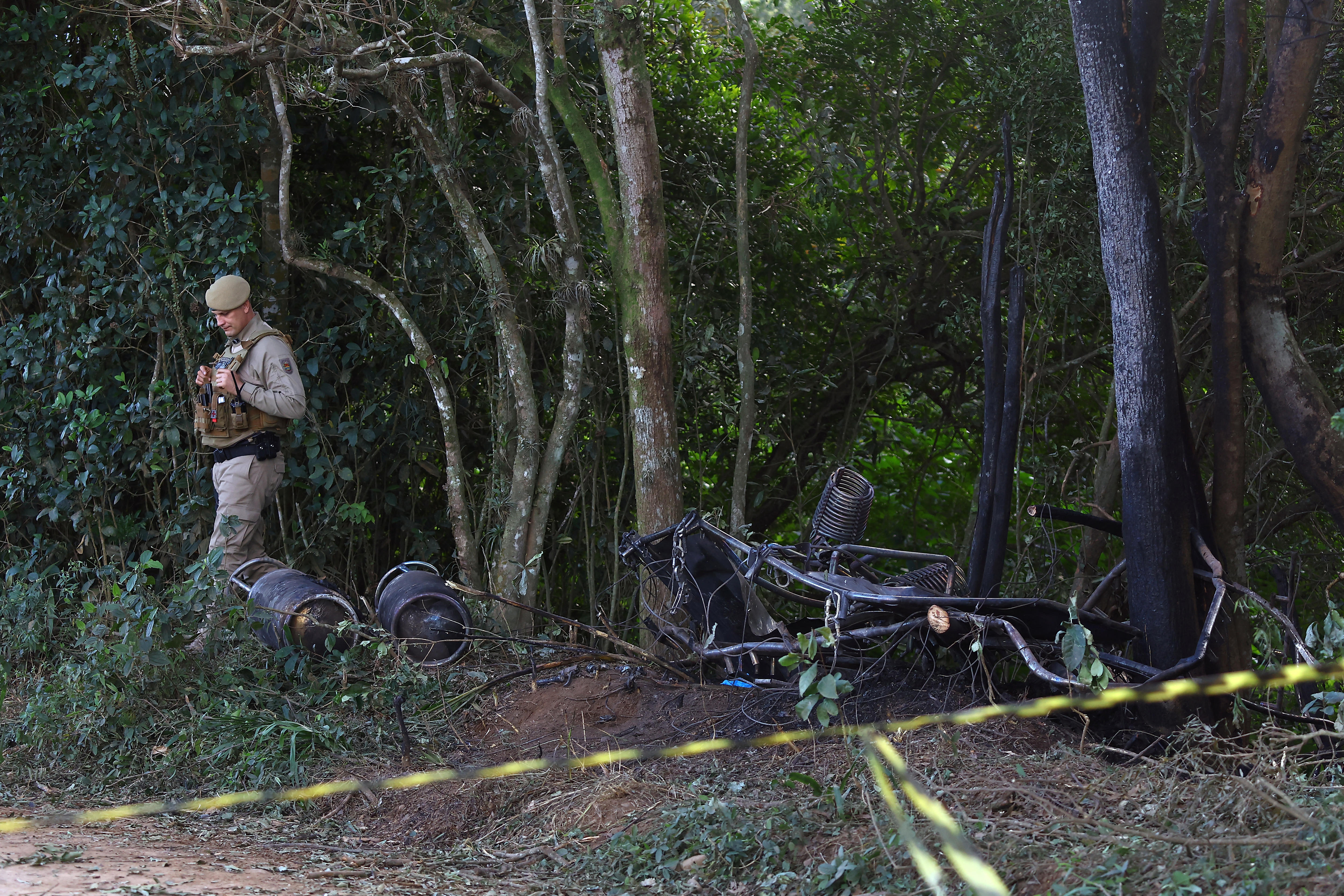 Hot air balloon catches fire and crashes in southern Brazil, killing eight  - ABC News