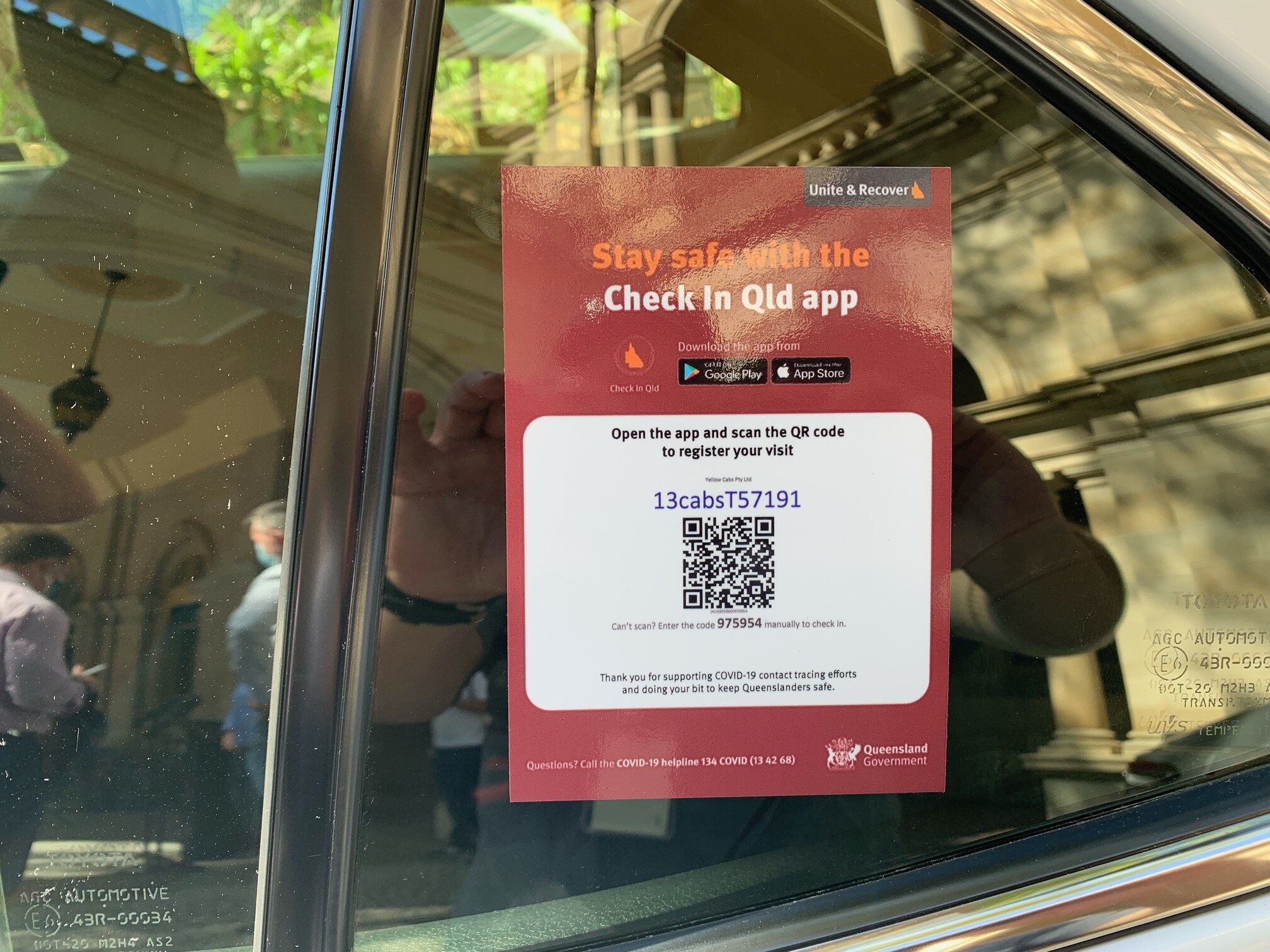 COVID border protests slammed by Queensland government as QR code checkin introduced for taxis