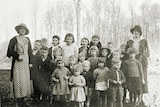 Hydro Tasmania archive photo of a Tarraleah school class in 1935.