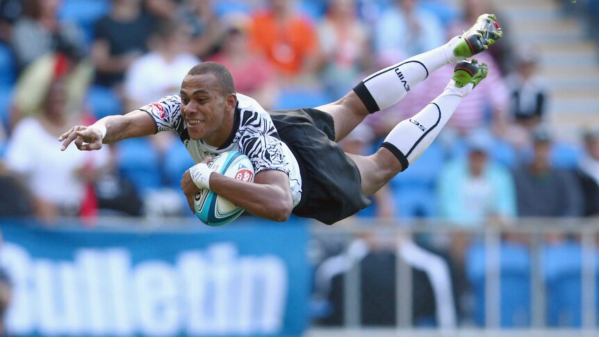 Tinai flies over for Fiji
