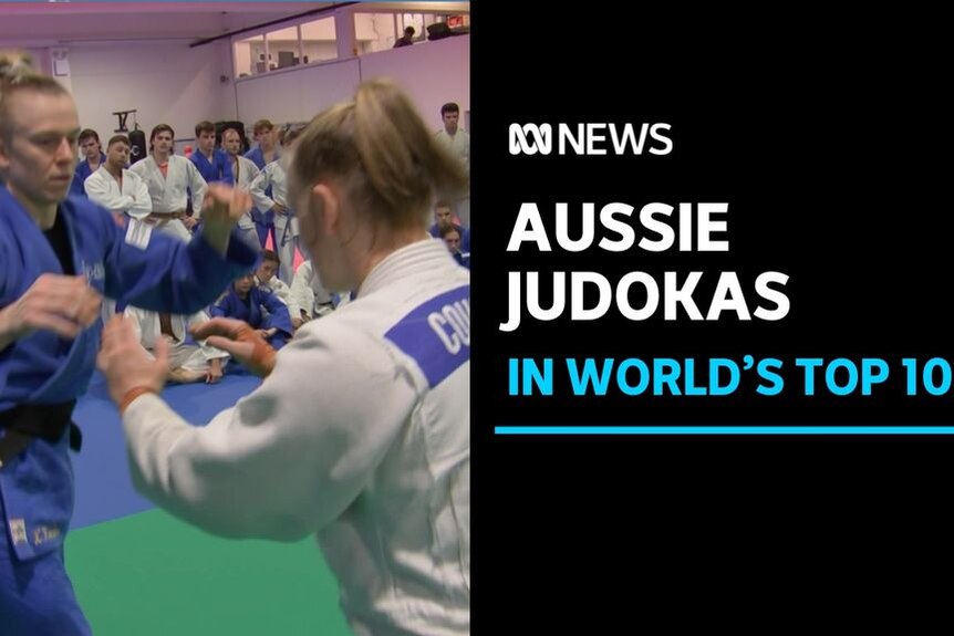 Aussie Judokas, In World's Top 10: Two women prepare to grapple