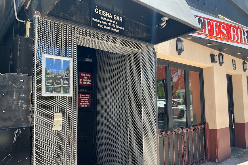 L'extérieur du bar Geisha à Northbridge.