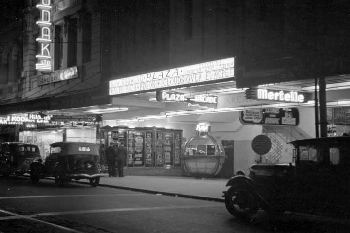 Entrance to Plaza Arcade and box office of the Hoyts Plaza Theatre, Hay Street, Perth, 1939