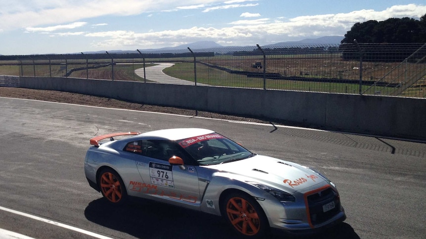 A Targa Tasmania competitor on the track at Symons Plains.