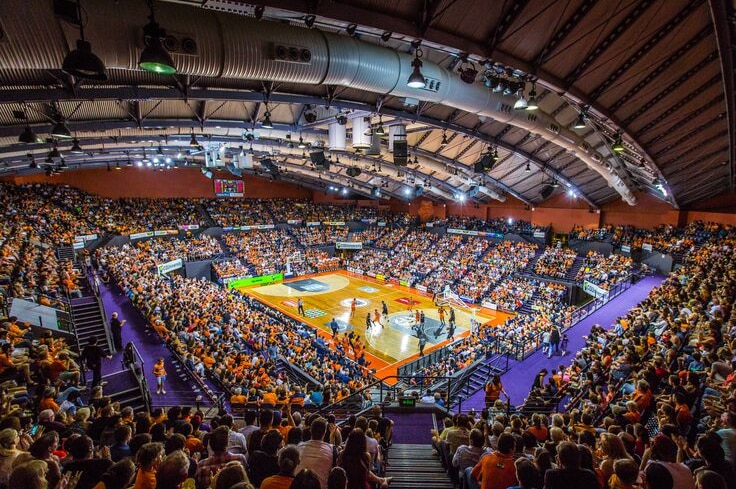 Panoramic shot of Cairns Taipans basketball court surrounded by crowd during game