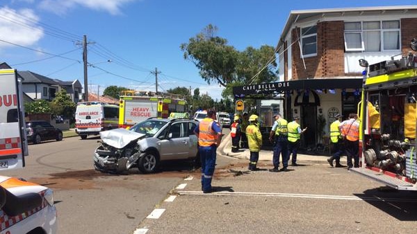 Car crashes into cafe at Sans Souci