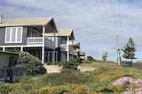 Two-storey beach houses