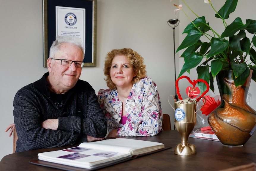 El holandés errante Bert Janssen es reconocido como el paciente de trasplante de corazón que más tiempo ha sobrevivido