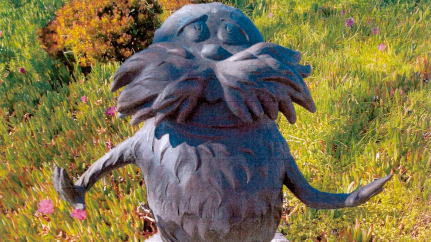 Lorax statue stolen from author's estate.