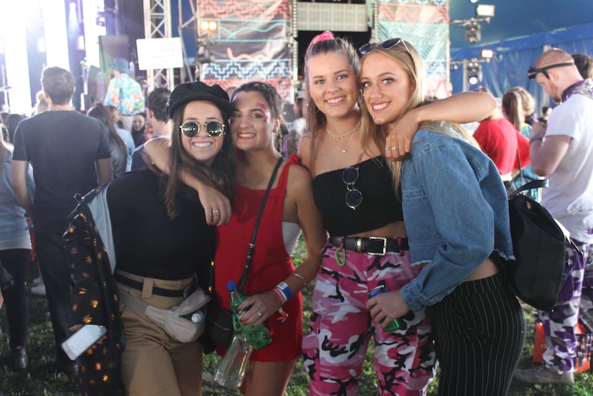 Friends celebrate music at a Bendigo festival