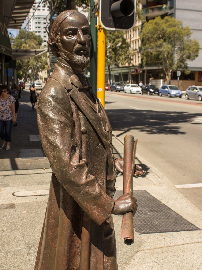 The John Septimus Roe statue on Adelaide Terrace.