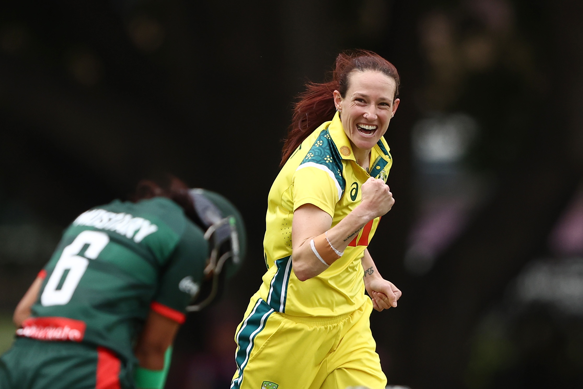 Schutt stars as Aussies sweep Bangladesh in ODI series