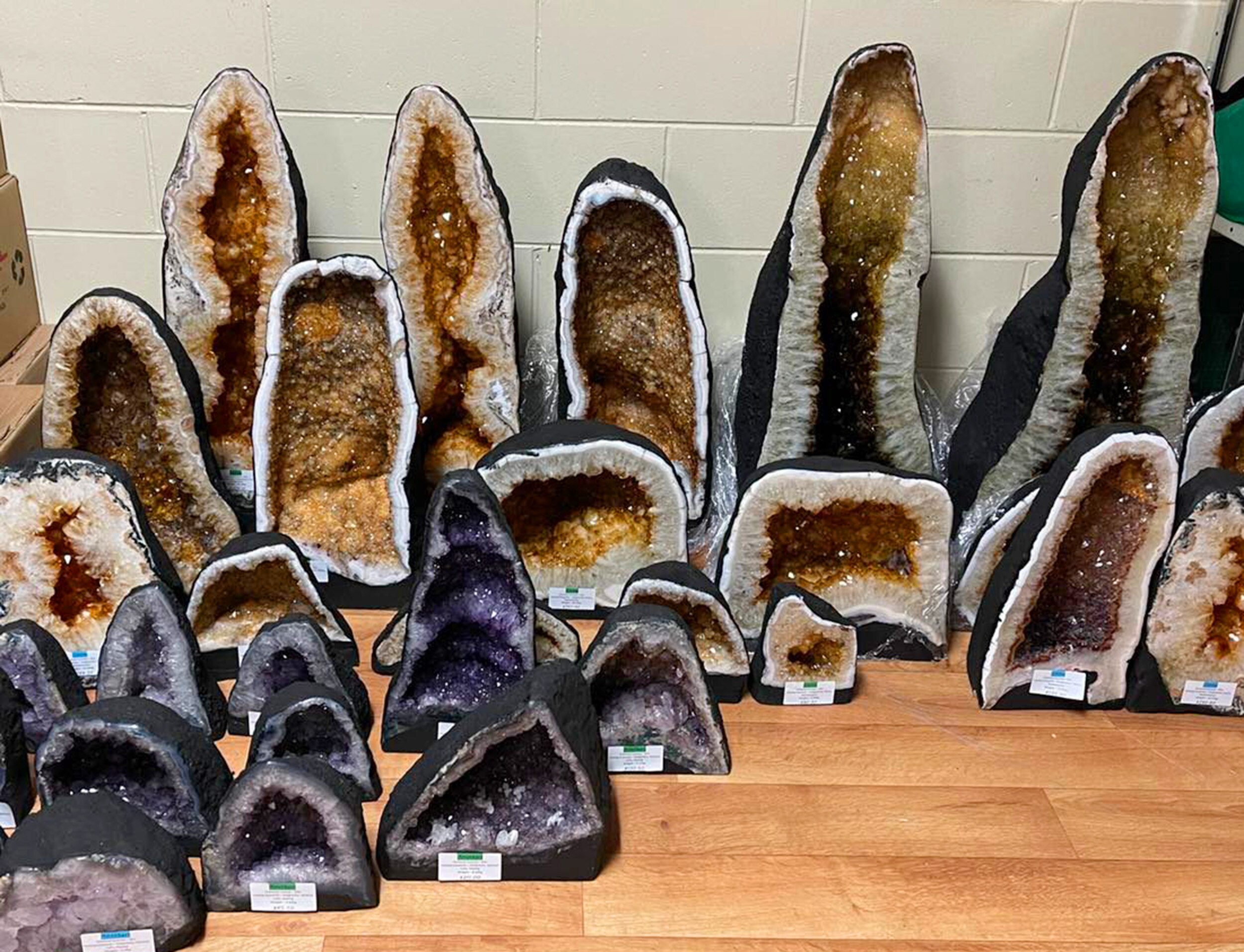 Geode rocks cut open to reveal minerals.