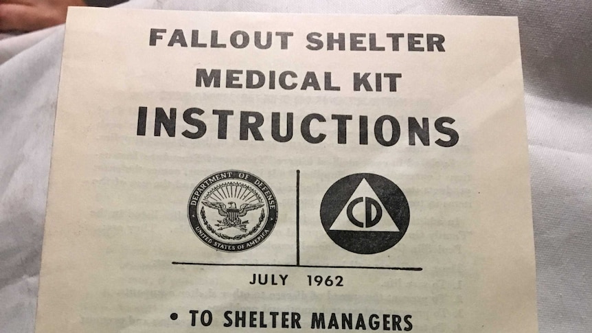 Front page of 1960 medical kit US manual
