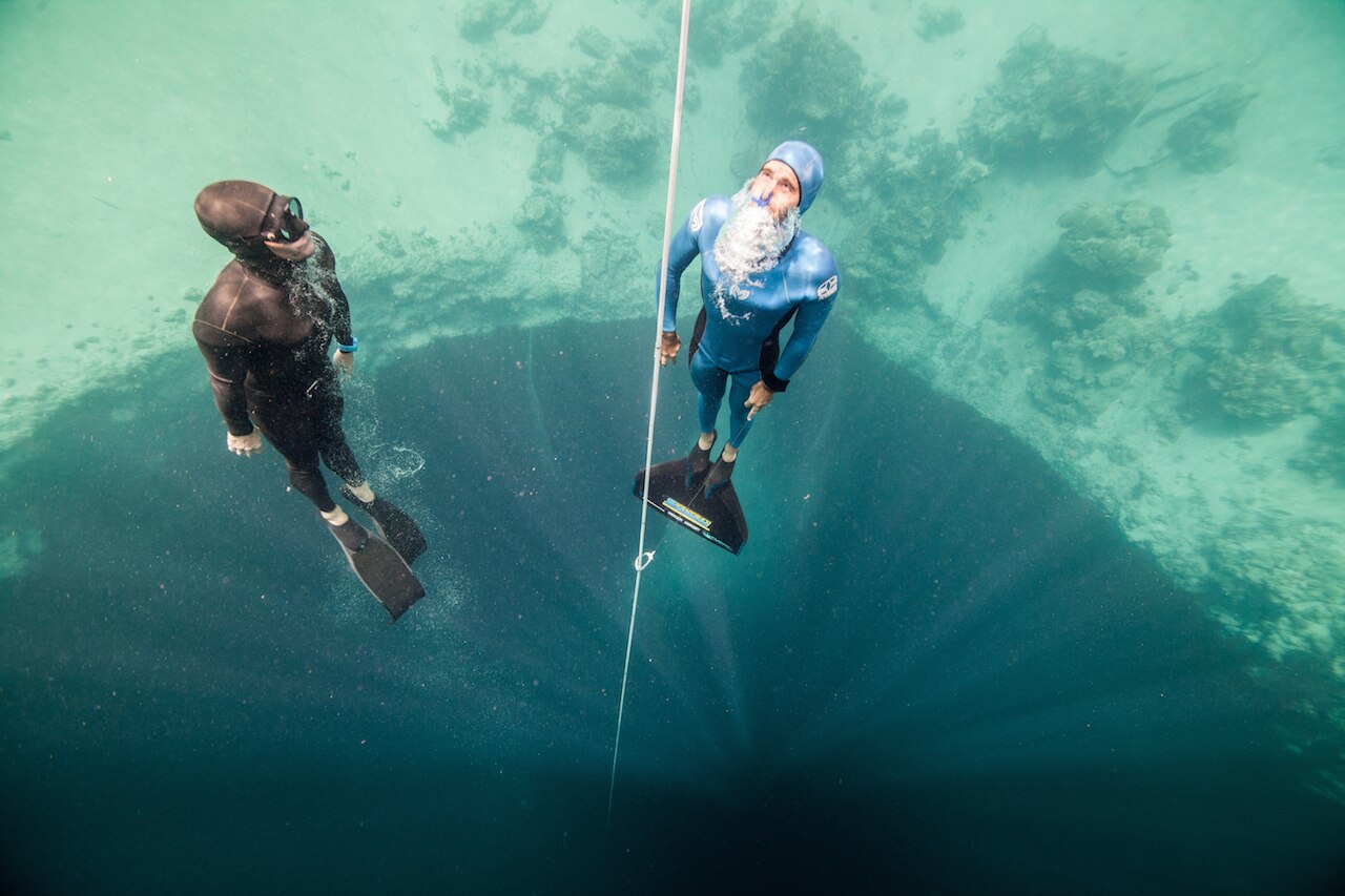 Australian Free Diving Record Holder Adam Stern Plunges Deep Into World Championships Abc News