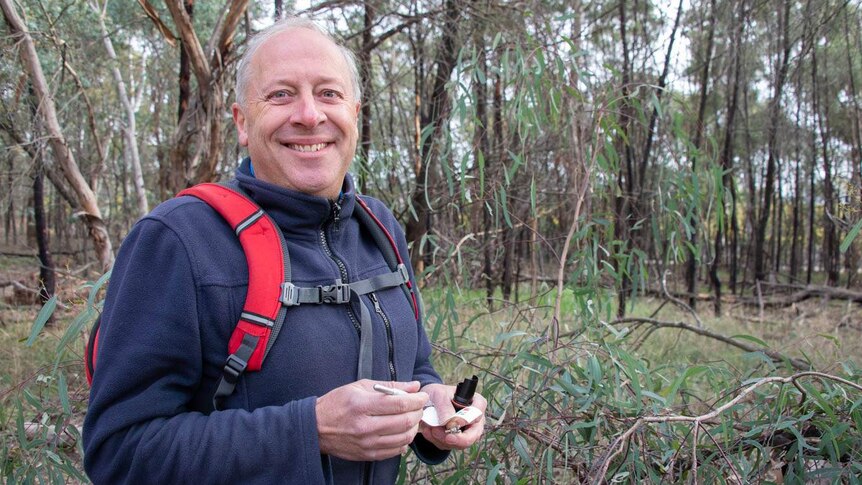 Canberra man out geocaching