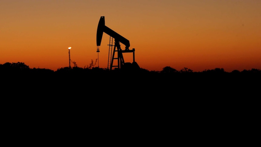 Le conflit au Moyen-Orient entraîne une flambée des prix du pétrole brut