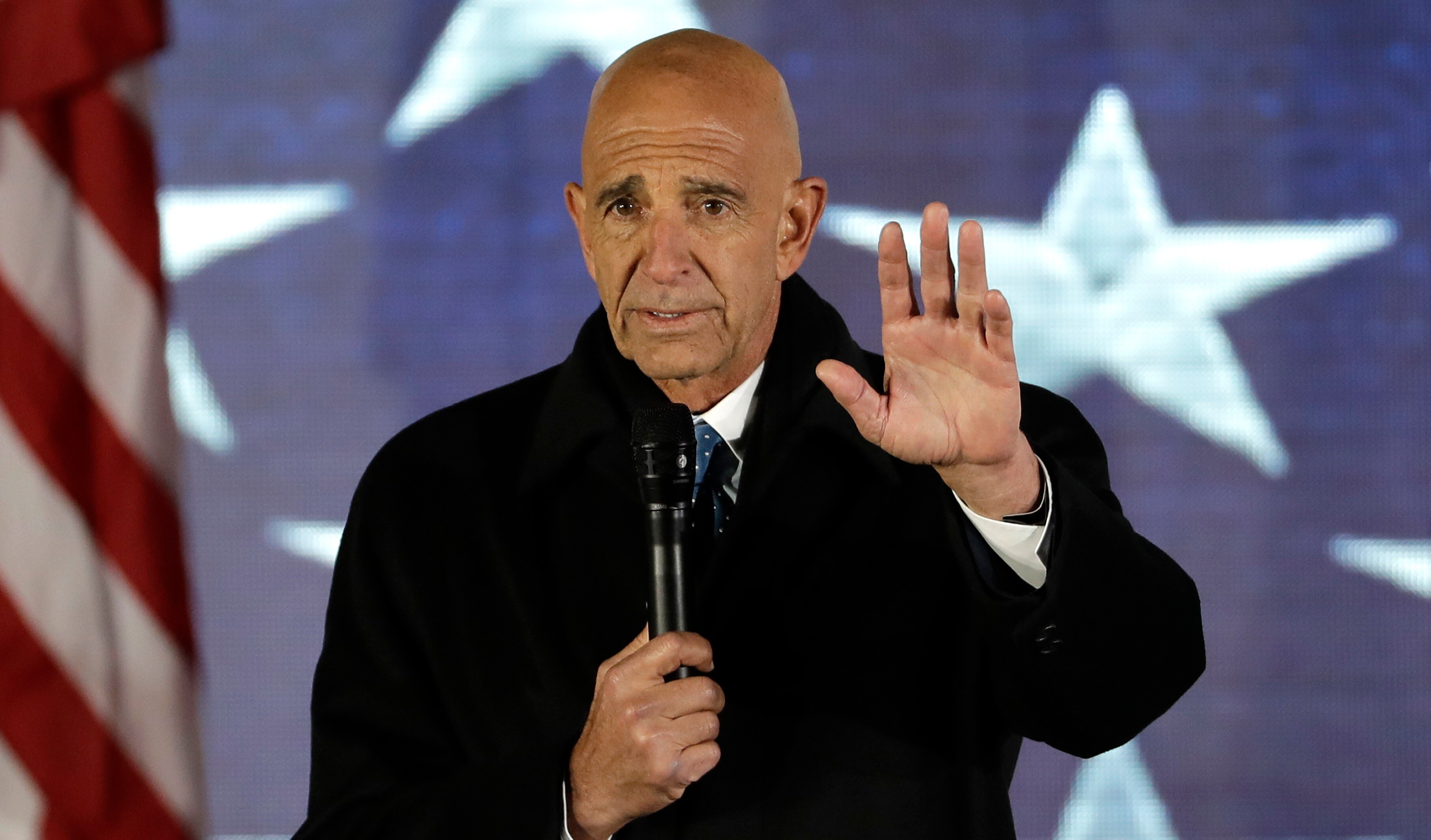 Donald Trump S Inaugural Committee Chair Tom Barrack Charged With Secretly Helping The United Arab Emirates Abc News